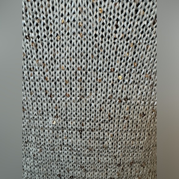 Liz Claiborne lightweight sweater - Picture 3 of 7